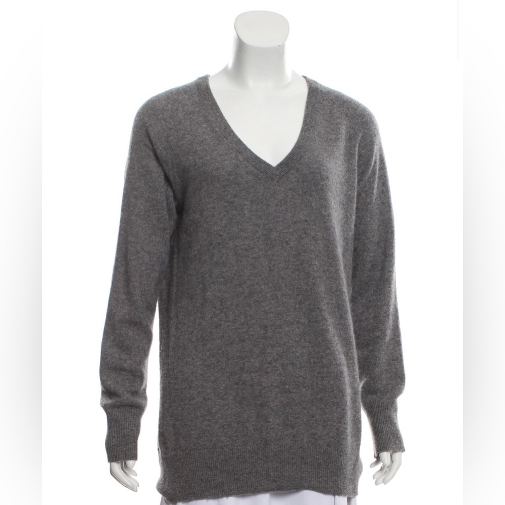 100% cashmere v neck sweater